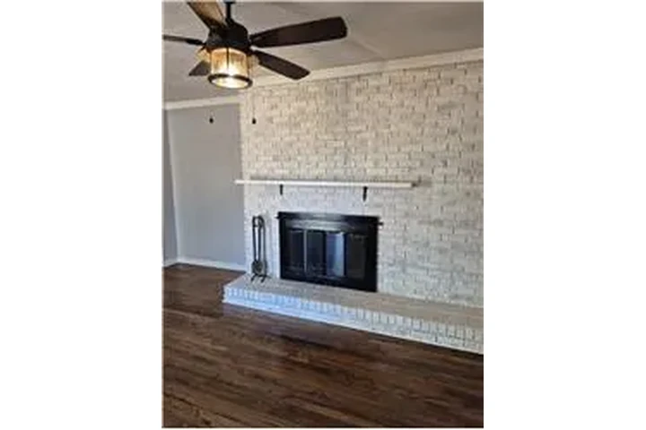 $2250 : Rental property with 4 bedro image 3