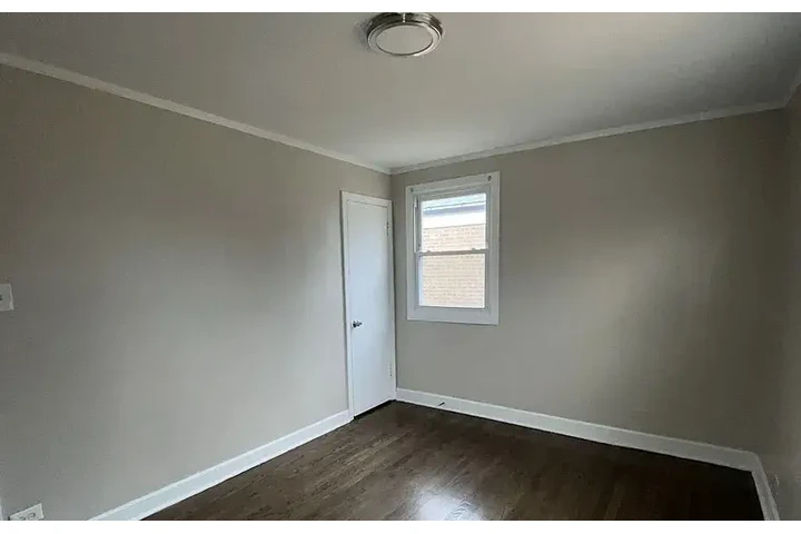 $1350 : HOME FOR RENT IN CHICAGO IL image 6