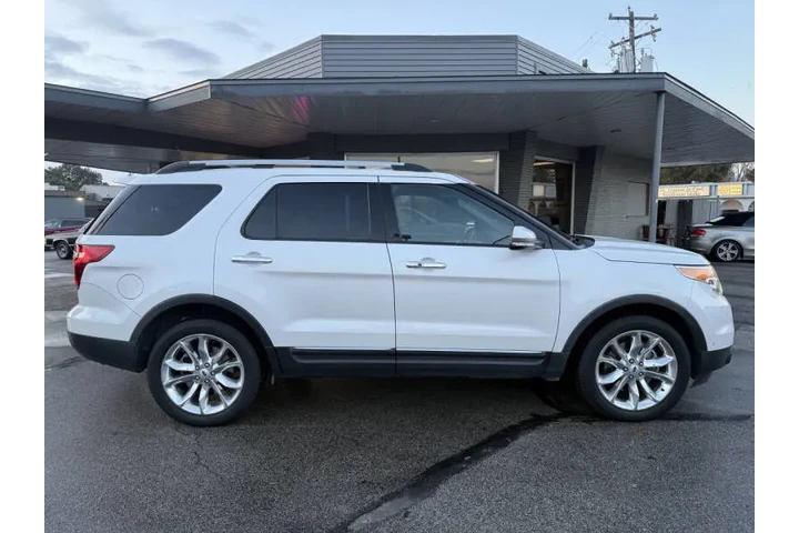 $11750 : 2015 Explorer Limited image 9