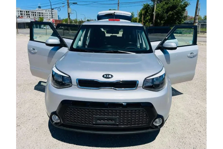 $7899 : 2016 Soul + image 8