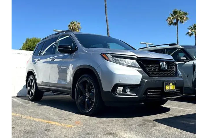 $25000 : Honda Passport 2020 AWD Elit image 3