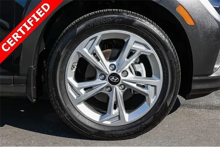 $20495 : Hyundai KONA 2023 SEL 4dr Cr image 9