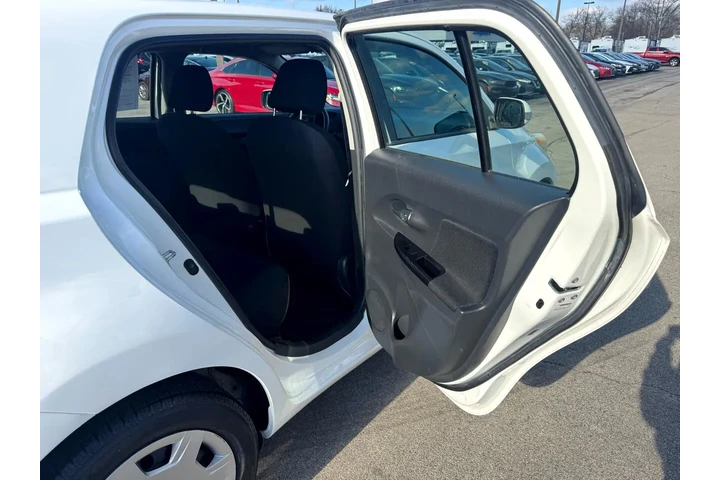 $5980 : 2008 xD Base 4D Hatchback image 9
