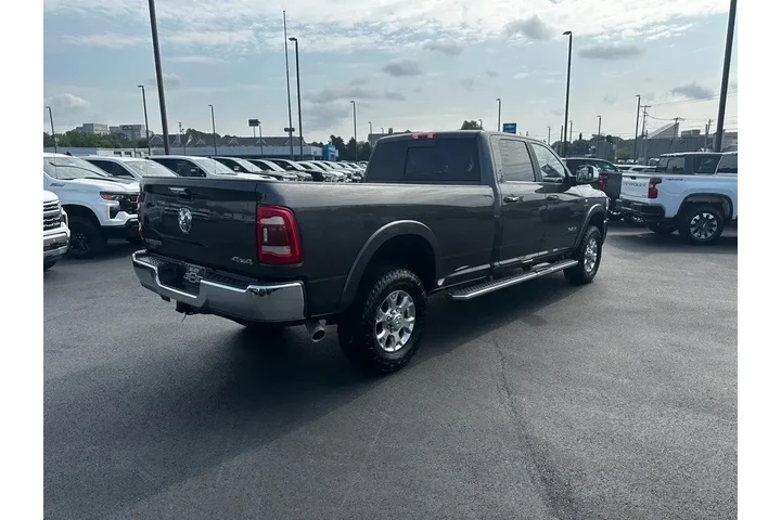 $58999 : Ram 3500 2022 4x4 Laramie 4d image 6