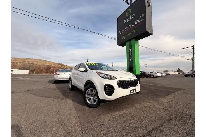 $9995 : 2018 Sportage LX image 3