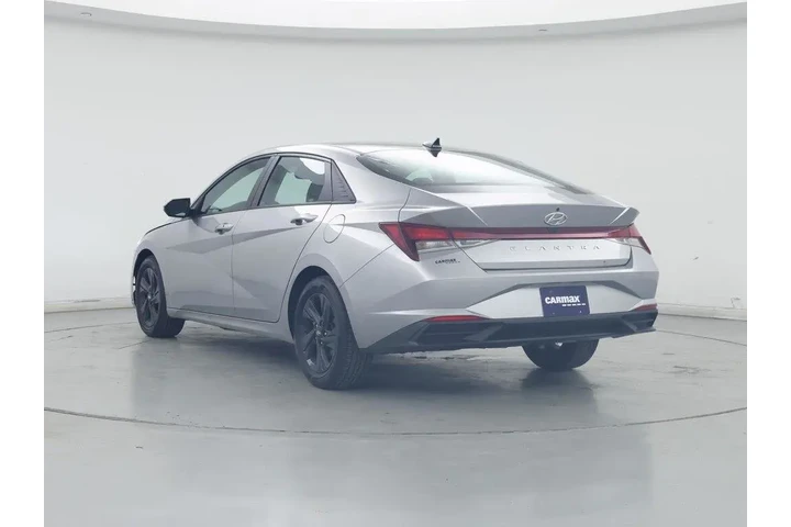 $20998 : Hyundai ELANTRA 2023 SEL 4dr image 2