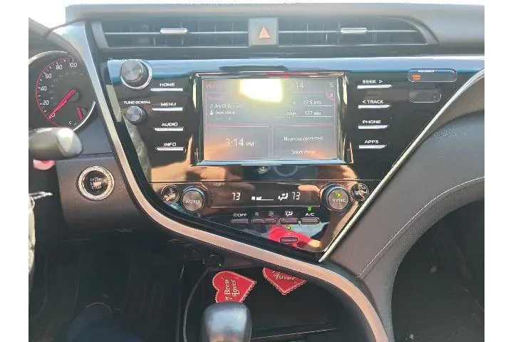 $15990 : Toyota Camry 2018 XSE 4dr Se image 10