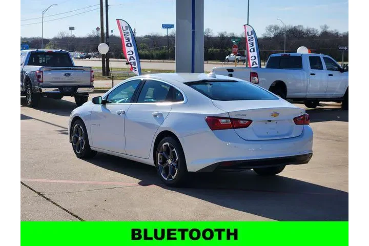 $18995 : Chevrolet Malibu 2024 LT 4dr image 4