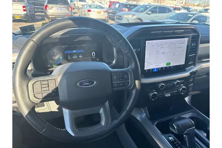 $38995 : Ford F-150 Lightning 2022 AW image 10