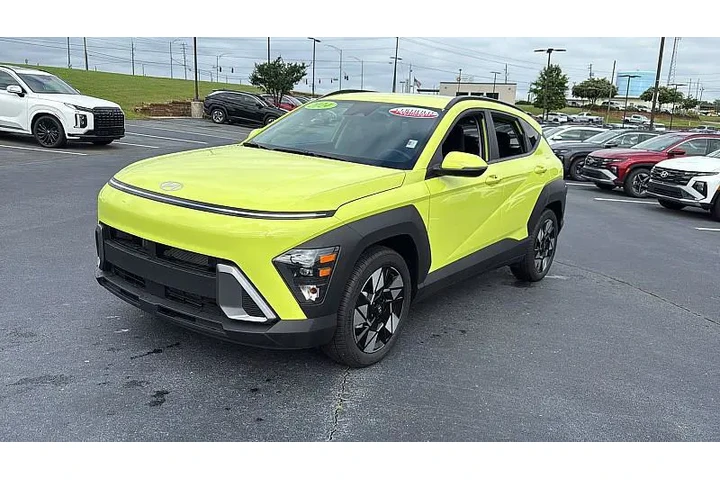 $24093 : Hyundai KONA 2024 SEL 4dr Cr image 3