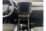 $24491 : Volvo XC40 Recharge 2021 eAW thumbnail