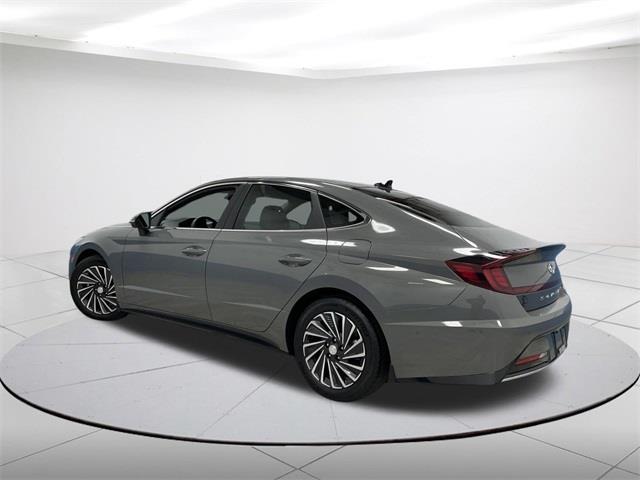 $26687 : Pre-Owned 2023 Sonata Hybrid image 3