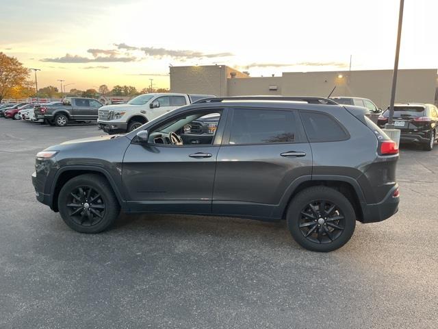 $10770 : Pre-Owned 2014 Cherokee Altit image 3