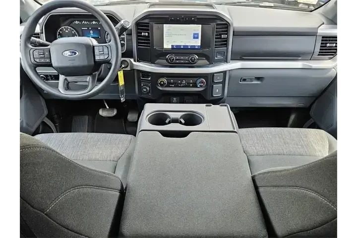 $39990 : Ford F-150 2023 4x4 XLT 4dr image 8
