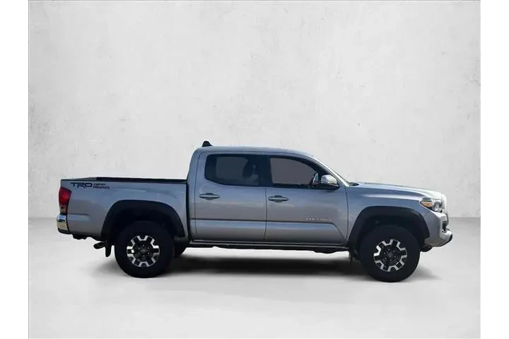 $30500 : Toyota Tacoma 2017 4x2 TRD O image 4