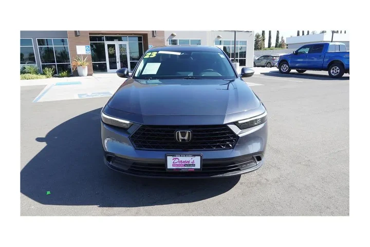 $21984 : 2023 Accord Sedan EX image 3