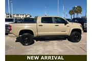 $35991 : Toyota Tundra 2017 4x4 SR5 4 thumbnail