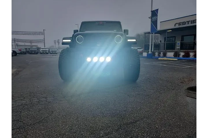 $38998 : Jeep Wrangler 2025 4x4 Sport image 6