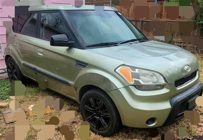 $2150 : En venta 2010 Kia Soul  176km image 1