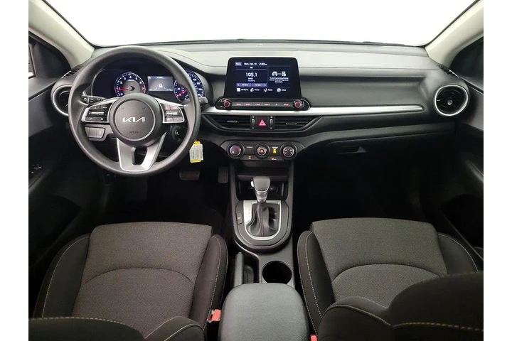 $16998 : Kia Forte 2024 LXS 4dr Sedan image 9