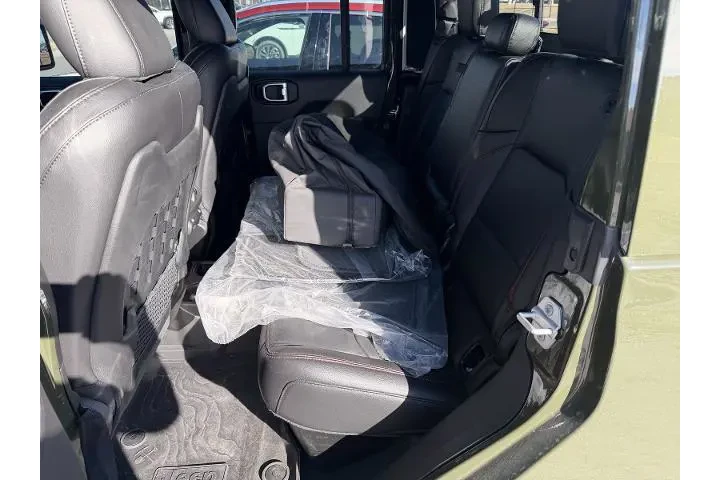 $39995 : Jeep Gladiator 2023 4x4 Rubi image 6