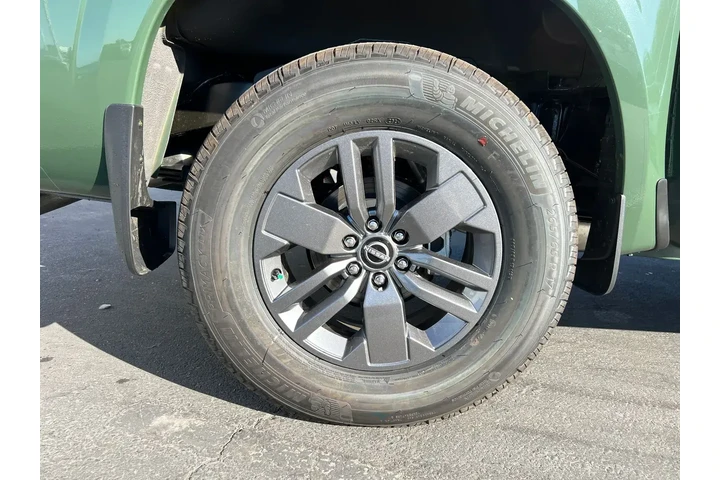 $35997 : Nissan Frontier 2025 4x2 SV image 4