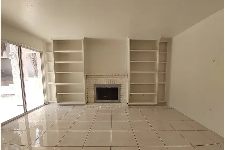 $2570 : HOUSE RENT IN RIVERSIDE CA image 7