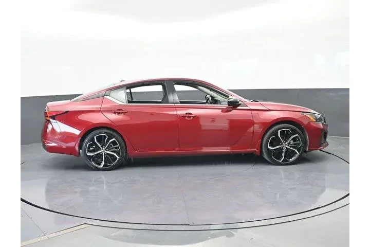 $21995 : Nissan Altima 2024 2.5 SR 4d image 7