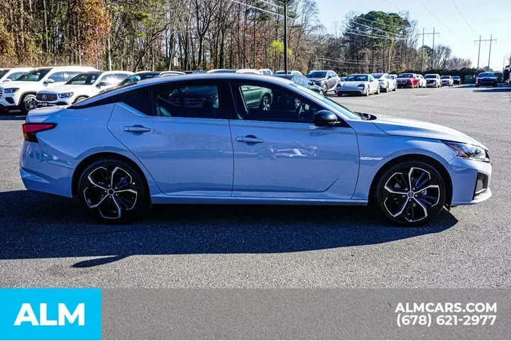 $18920 : Nissan Altima 2024 2.5 SR 4d image 9