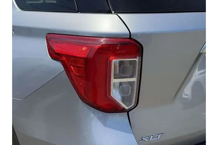 $24222 : Ford Explorer 2022 AWD XLT 4 image 10
