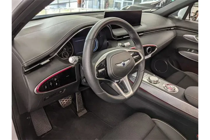 $24500 : Genesis GV70 2022 AWD 2.5T S image 7