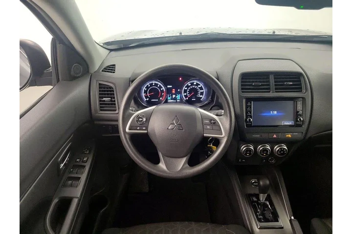 $16998 : Mitsubishi Outlander Sport 2 image 10