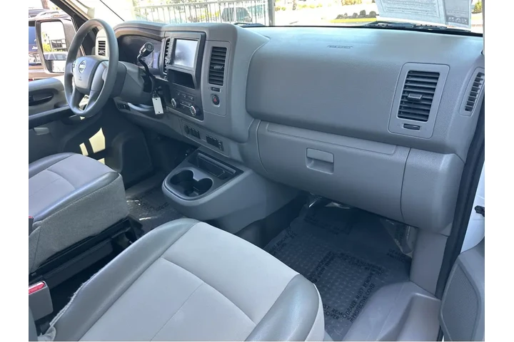 $29777 : 2019 NV Cargo S image 5