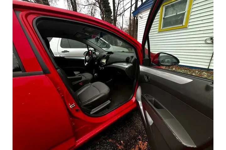 $7999 : 2015 Spark image 4
