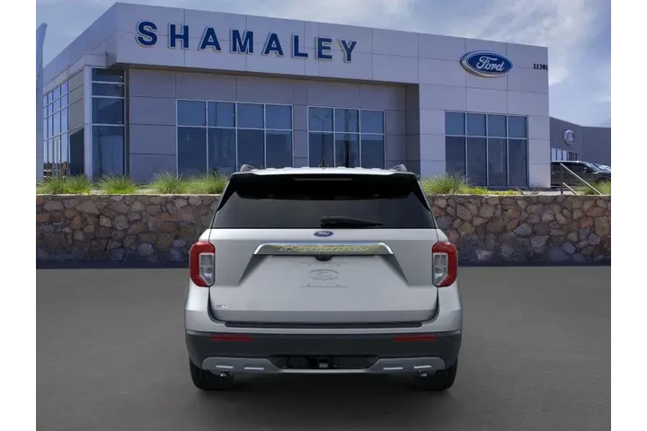 $33757 : Ford Explorer 2024 XLT 4dr S image 5
