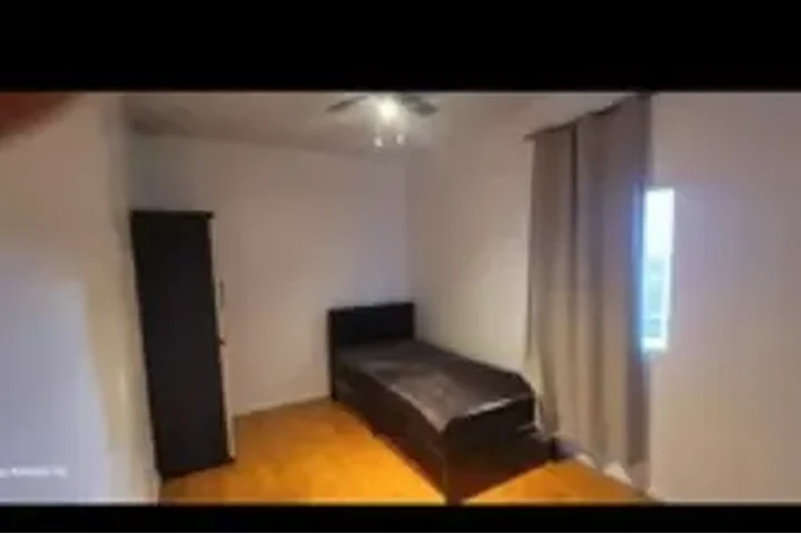 PARAMOUNT RENTO CUARTO image 3
