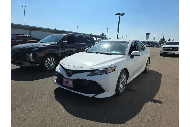 $19500 : Toyota Camry 2019 L 4dr Seda image 3