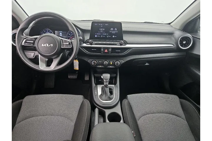 $18998 : Kia Forte 2024 LXS 4dr Sedan image 9