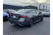 $19303 : Nissan Sentra 2025 SR 4dr Se thumbnail