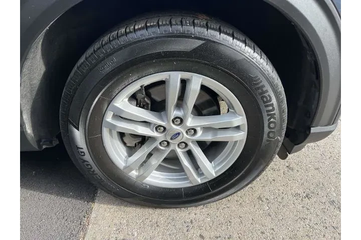 $29499 : Ford Explorer 2022 AWD XLT 4 image 8