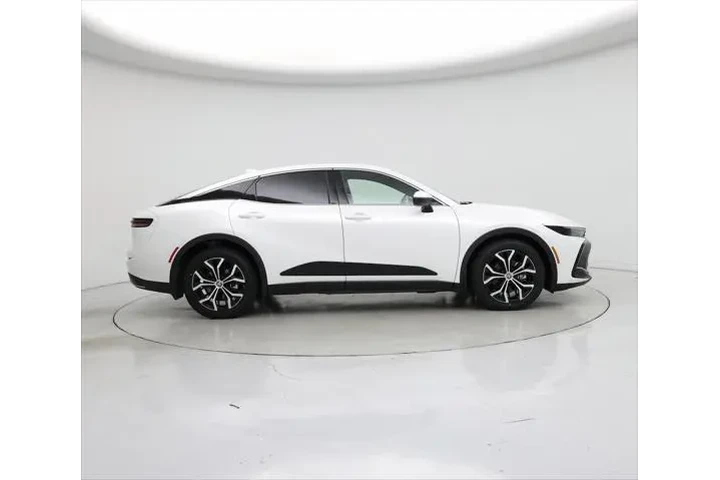 $32998 : Toyota Crown 2023 AWD XLE 4d image 7