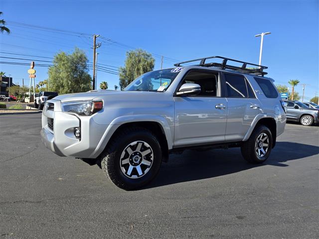 $39528 : Pre-Owned 2021 4Runner TRD Of image 2