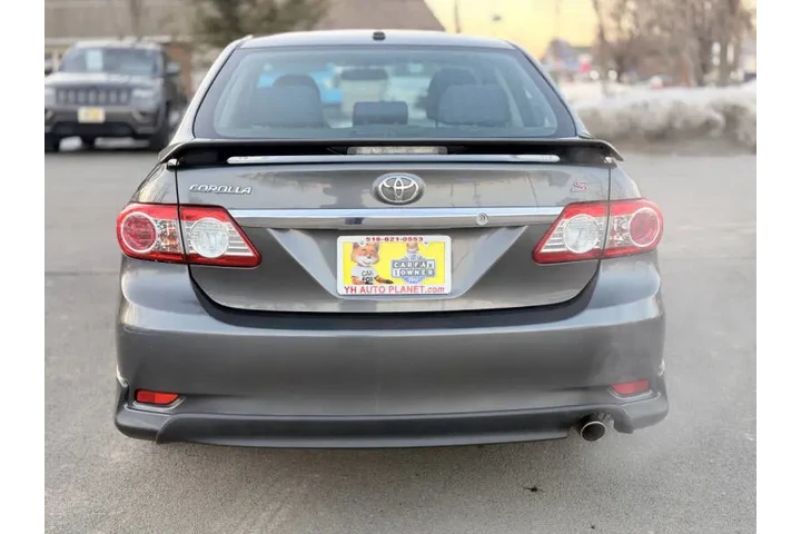$10500 : 2013 Corolla S image 10