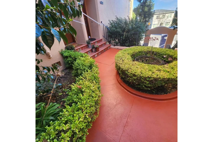 Mendez Professional Painting image 5