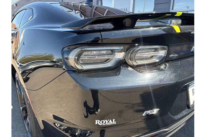 $69954 : 2023 Camaro RWD Coupe 2LT image 8