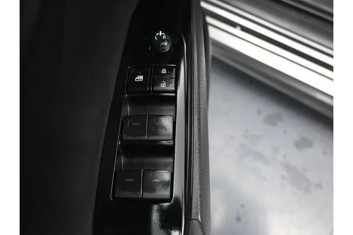 $30491 : Toyota Camry 2025 LE 4dr Sed image 7