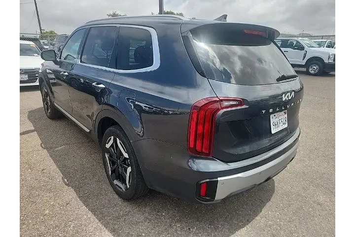 $31361 : Kia Telluride 2023 AWD S 4dr image 10