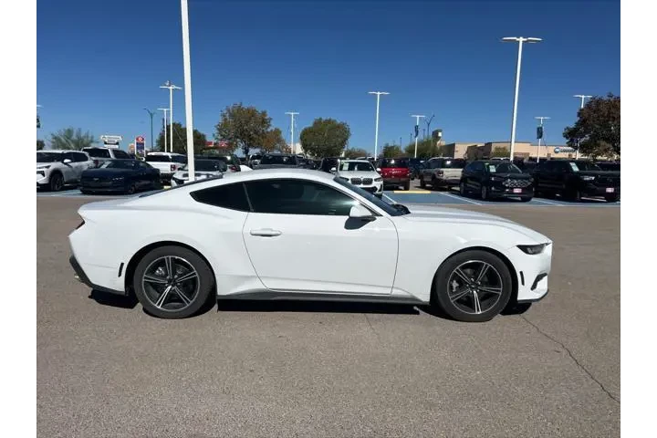 $29991 : Ford Mustang 2024 EcoBoost 2 image 3