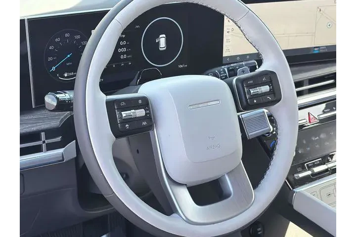 $39990 : Hyundai SANTA FE 2025 Callig image 9