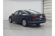 $13998 : Volkswagen Passat 2018 2.0T thumbnail